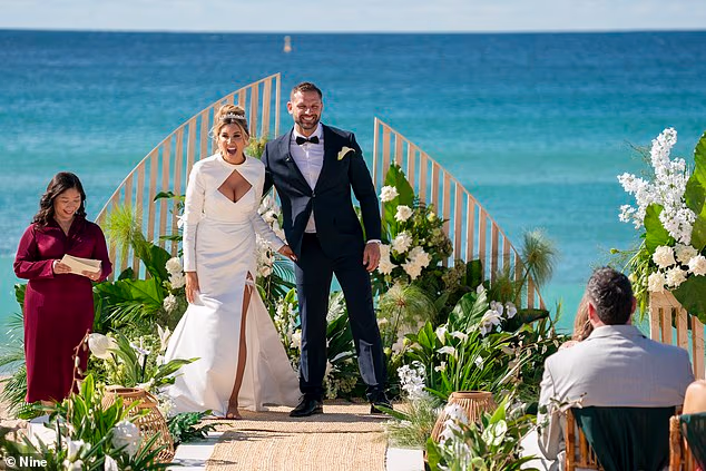 Scott je oženio Giu Fleur (na slici) tijekom epizode u utorak navečer