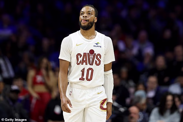 Zauzvrat, Cavaliersi šalju beka Dariusa Garlanda i drugog izbora natrag u LA