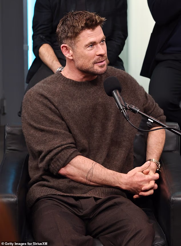 Otvarajući objavu emotivnog i iskrenog dokumentarca u novom intervjuu za The Guardian, Chris je priznao da se borio s idejom da izađe u javnost sa svojim najskrivenijim osjećajima (viđeno jučer)