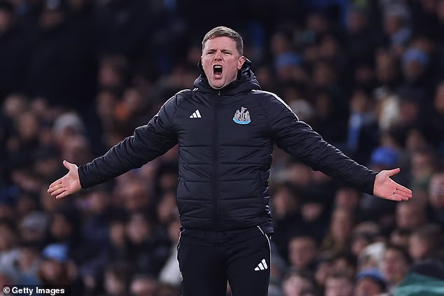 Momčadi Eddieja Howea brzo su izgubile 3-0, ali su uspjele sačuvati malo dostojanstva