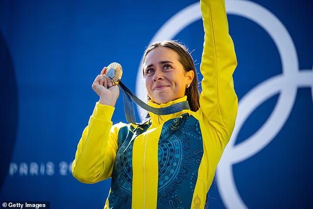 28-godišnjakinja (na slici) bila je vidno emotivna nakon što je osvojila svoju prvu zlatnu olimpijsku medalju