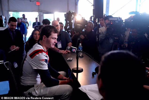 Kao Brady prije njega, Maye nije bježala od interakcija s medijima