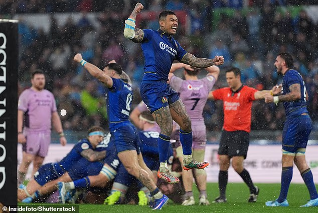 Townsendova Škotska pretrpjela je poraz od Italije 18-15 i otvorila prvenstvo šest nacija - a sljedeća je Engleska na Calcutta Cupu