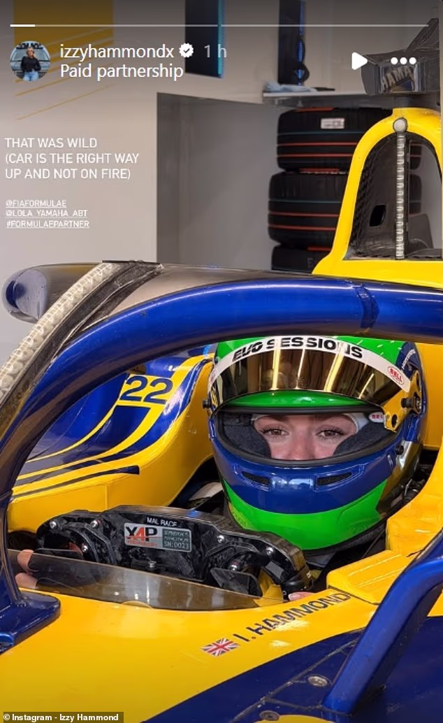 Nakon treninga, Izzy je izgleda uživala u iskustvu dok je na društvenim mrežama dijelila svoje misli, iako je u jednom trenutku vrisnula: 'Jebiga, ovo je strašno'