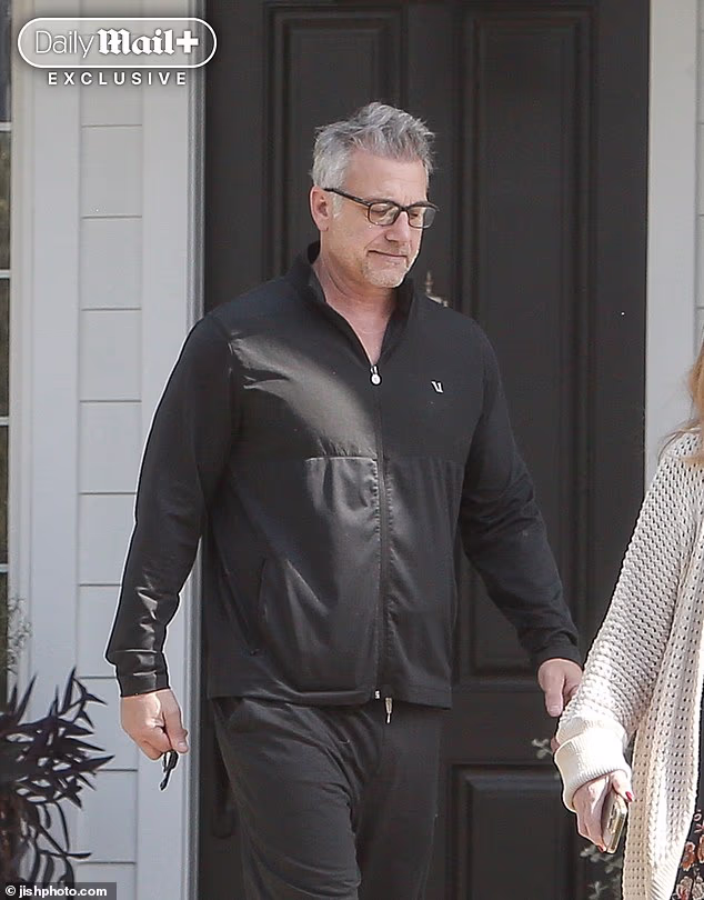 Bergin je kasnije viđen kako odlazi u svoj ured za nekretnine udaljen samo nekoliko milja od kuće