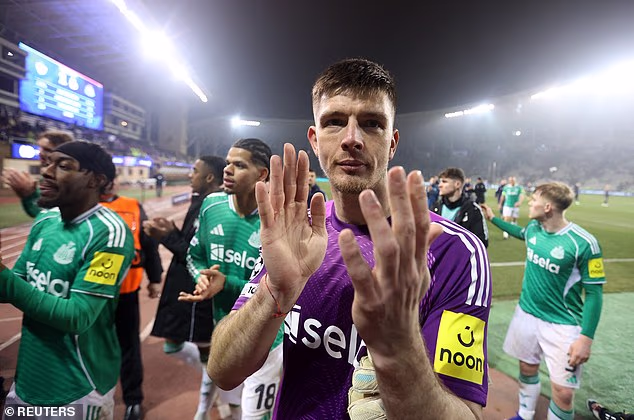 Nick Pope je počeo na golu za Magpiese, a bila su i četiri vratara koja su putovala