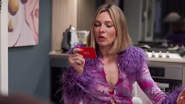 Govoreći za Daily Mail, Grayson je priznao da je gledanje epizode unatrag bilo 'ispuhavanje', otkrivajući da se osjećao isključeno emocionalno i romantično. 'Bilo je teško gledati', rekao je