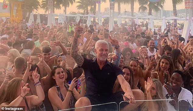 'Pio sam sedam pića dnevno zimi i 16 pića dnevno ljeti, ali to su bile španjolske mjere, pa je trostruko, četverostruko', prisjetio se svojih svakodnevnih navika pijenja