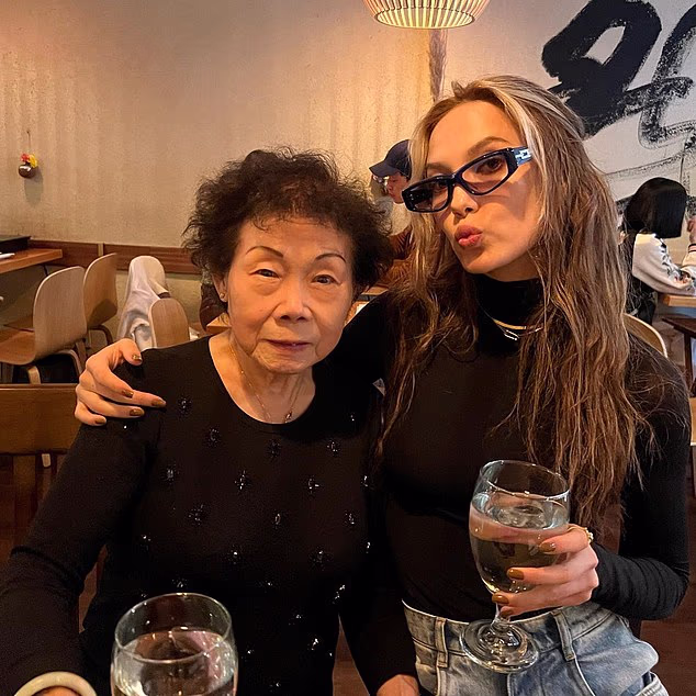 Gu je pozdravila svoju baku kao 'snažnu' i 'borkinju' u iskrenoj počasti