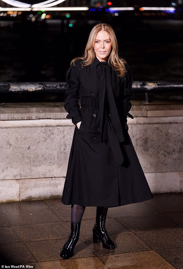 Patsy Kensit odlučila se za potpuno crni look
