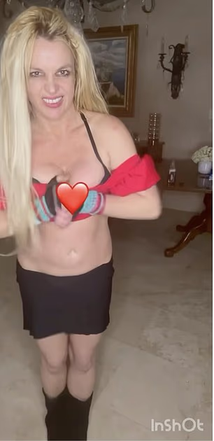 43-godišnjakinja je pretrpjela višestruke ugrize dok je izvodila svoje prepoznatljive pokrete dok je plesala na pjesmu Bad Guy Billie Eilish iz 2019.