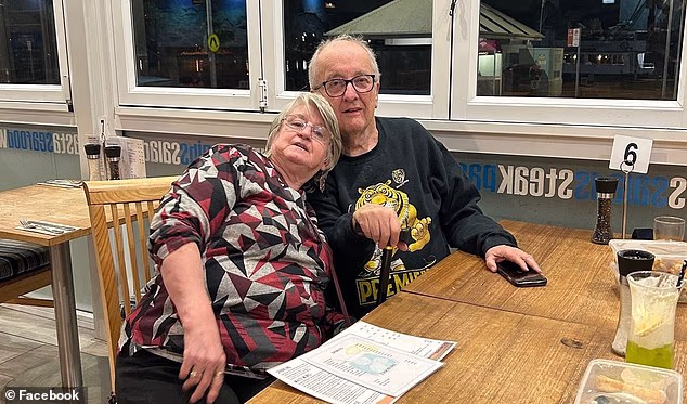 Njegovu smrt potvrdila je njegova voljena supruga Shirley (lijevo), koja je izvijestila medije da je Peter preminuo u miru u svom domu