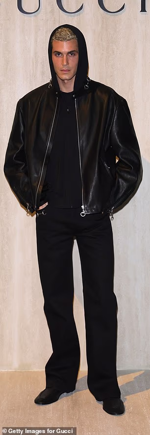 Manekenka Fai Khadra izgledala je ljubazno