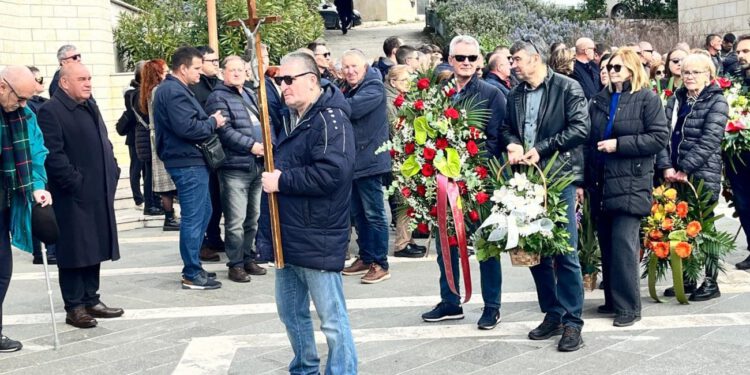 Adio, šjor Ante: Na Lovrincu ispraćen sportski djelatnik i novinar Ante Duplančić