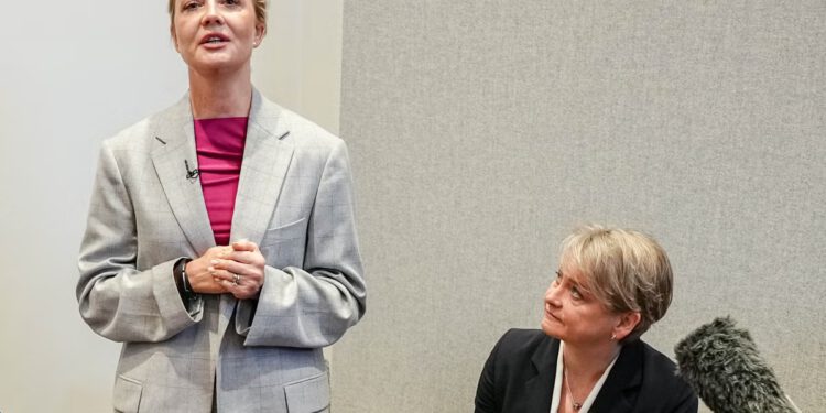 Aleksej Navaljni umro je nakon što ga je Rusija otrovala toksinom strelaste žabe, kaže Velika Britanija