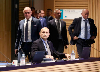 Anušić o odlasku ministra Piletića: ‘Politika melje’