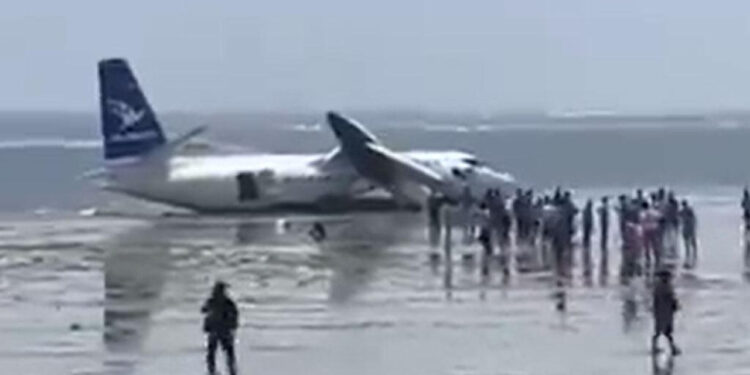 Avion pun putnika završio u vodi: Objavljeni prizori koji lede krv u žilama