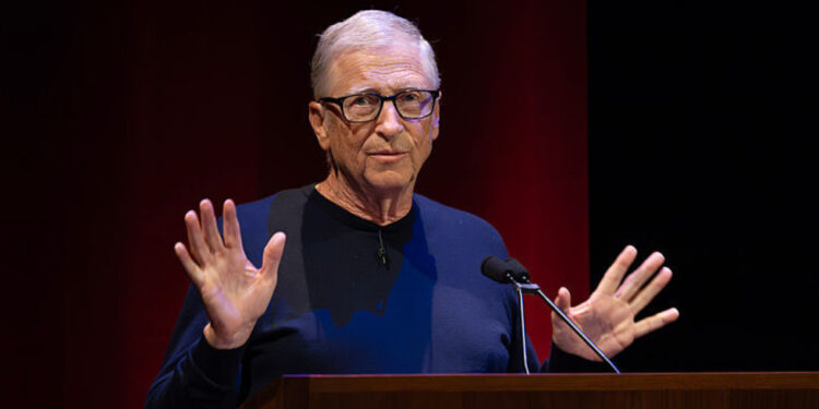 Bill Gates sebe naziva ‘budalastim’ zbog veza s Epsteinom — RT World News