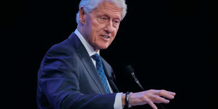 Bivši predsjednik Bill Clinton zalaže se za javno saslušanje u istrazi kuće Epstein