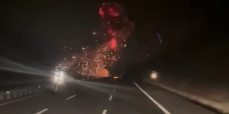 Borbeni avion F-16 srušio se u Turskoj (VIDEO) — RT World News