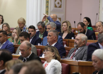 Busa se u prsa da je Hrvat, a pogledajte što radi: ‘Laž se prodaje hrvatskom narodu’