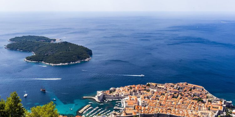 DUBROVNIK SLAVI Otvara se 1054. Festa sv. Vlaha!