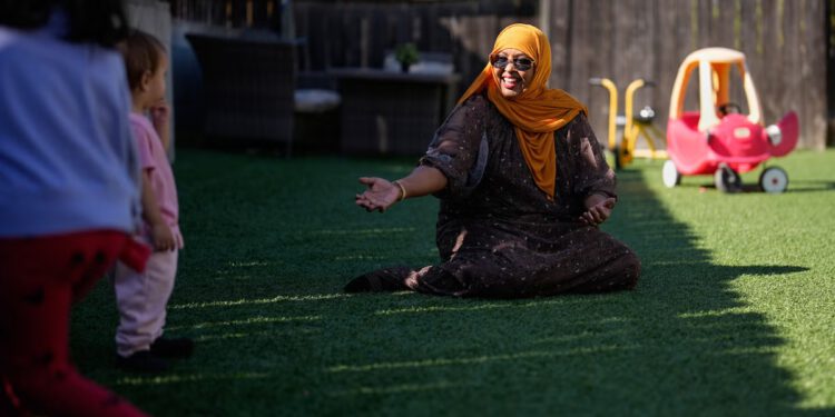 Desničarski utjecajni ljudi ciljaju na somalijske centre za brigu o djeci, ostavljajući neke u strahu za sigurnost