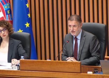 Drama u Saboru, Dalija dovela Jandrokovića do ruba: ‘Pokušat ću ostati pribran’