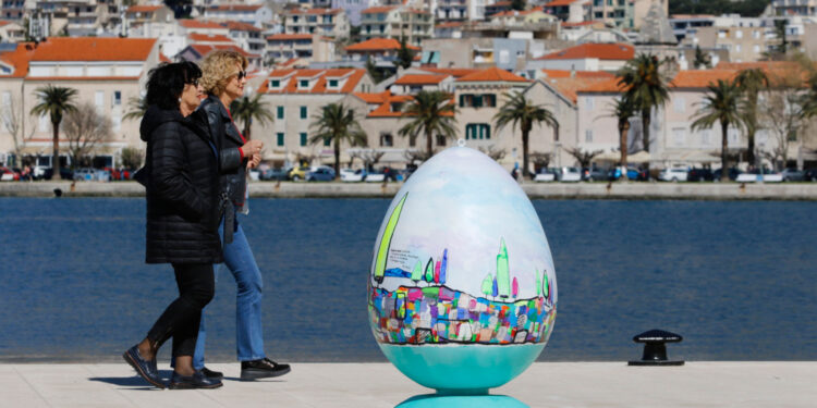 Dvije žene napadnute u Makarskoj: Jedna teško ozlijeđena, muškarac uhićen