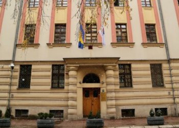 Dvojac prevario ženu za 179.000 KM, sad su optuženi za lažnu prodaju stanova