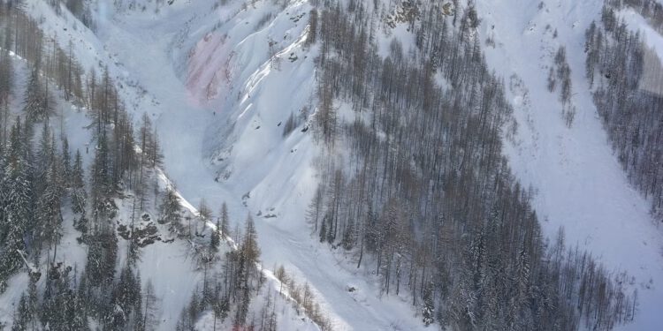 Dvoje skijaša poginulo je u lavini u sjevernoj Italiji