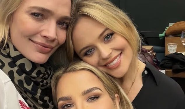 Emily Atack izgleda dobro raspoložena dok se druži s Vogueom Williamsom, Spencerom Matthewsom i Jodie Kidd na Prvenstvu šest nacija