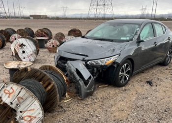 FBI istražuje događaj ‘povezan s terorizmom’ nakon što se vozač automobilom zabio u trafostanicu u Nevadi