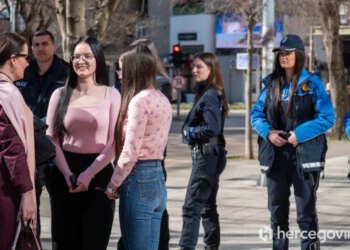 FOTO Mostar obilježio borbu protiv vršnjačkog nasilja, ministar Marić naglasio i probleme u digitalnom svijetu