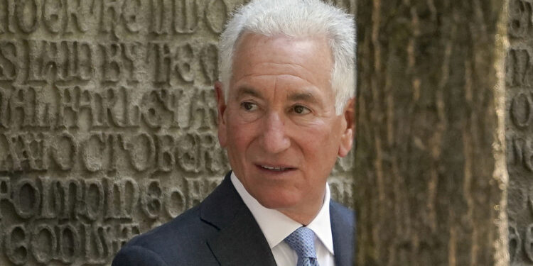 Francuska ograničava pristup vladi američkog izaslanika — RT World News