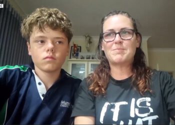 Heroj dana: Dječak satima plivao kroz valove i tamu kako bi spasio obitelj