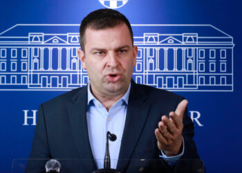 Hrebak ‘pukao’ pred kamerama: ‘Dabro je desničarski glupan’