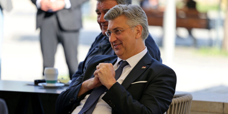 Insajder nam otkriva što se krije iza ‘kave s Plenkovićem’ o kojoj priča cijela Hrvatska