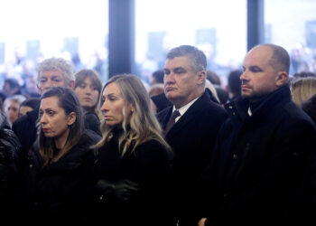 Insajderi iz Partije otkrivaju alarmantnu situaciju: ‘Oni jedva čekaju da nas prevare, a on nije normalan’