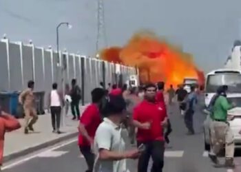 Iran odgovorio udarom na servisni centar američke flote: Pogledajte kaos koji je nastao