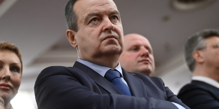 Ivica Dačić hitno prebačen u bolnicu: ‘Priključen je na aparate, stanje je kritično’