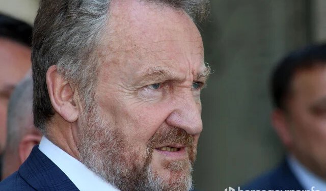 Izetbegović razmatra kandidaturu za Predsjedništvo BiH i prognozira ‘belaj’ ako ostane sadašnja vlast