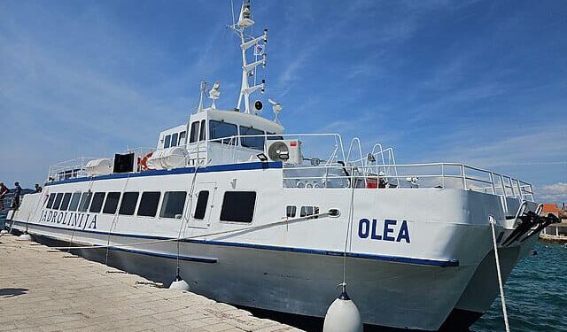 Jadrolinija ponavlja natječaj za “Dubravku” i “Oleu”