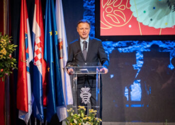 Jandroković iz Dubrovnika: Tomašević glumi janješce, a ustvari je rigidni ljevičar