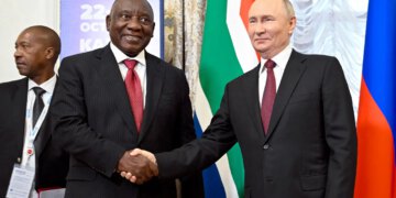 Južnoafrička Republika osigurava povratak muškaraca ‘namamljenih’ na ruske bojišnice u Ukrajini