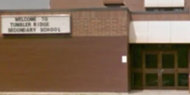 Kanadska policija priopćila je da je najmanje 9 ubijeno u masovnoj pucnjavi u školi u Britanskoj Kolumbiji