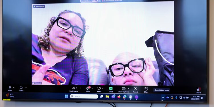 Kći tinejdžerica koja je vodila kampanju za čovjeka iz Chicaga kojeg je zatočio ICE umrla je od rijetkog raka