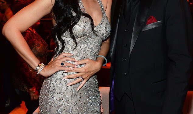 Kimora Lee Simmons ‘odbija napustiti’ vilu na Beverly Hillsu vrijednu 25 milijuna dolara koju je njezin bivši kupio ukradenim sredstvima od 1MDB