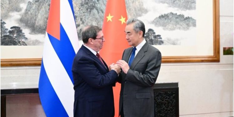 Kina podupire Kubu tijekom napetosti sa SAD-om — RT World News