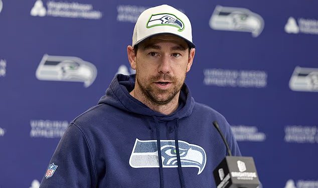 Las Vegas Raiders Toma Bradyja angažiraju Klinta Kubiaka kao glavnog trenera… samo nekoliko sati nakon što su odveli Seahawks do pobjede na Super Bowlu LX